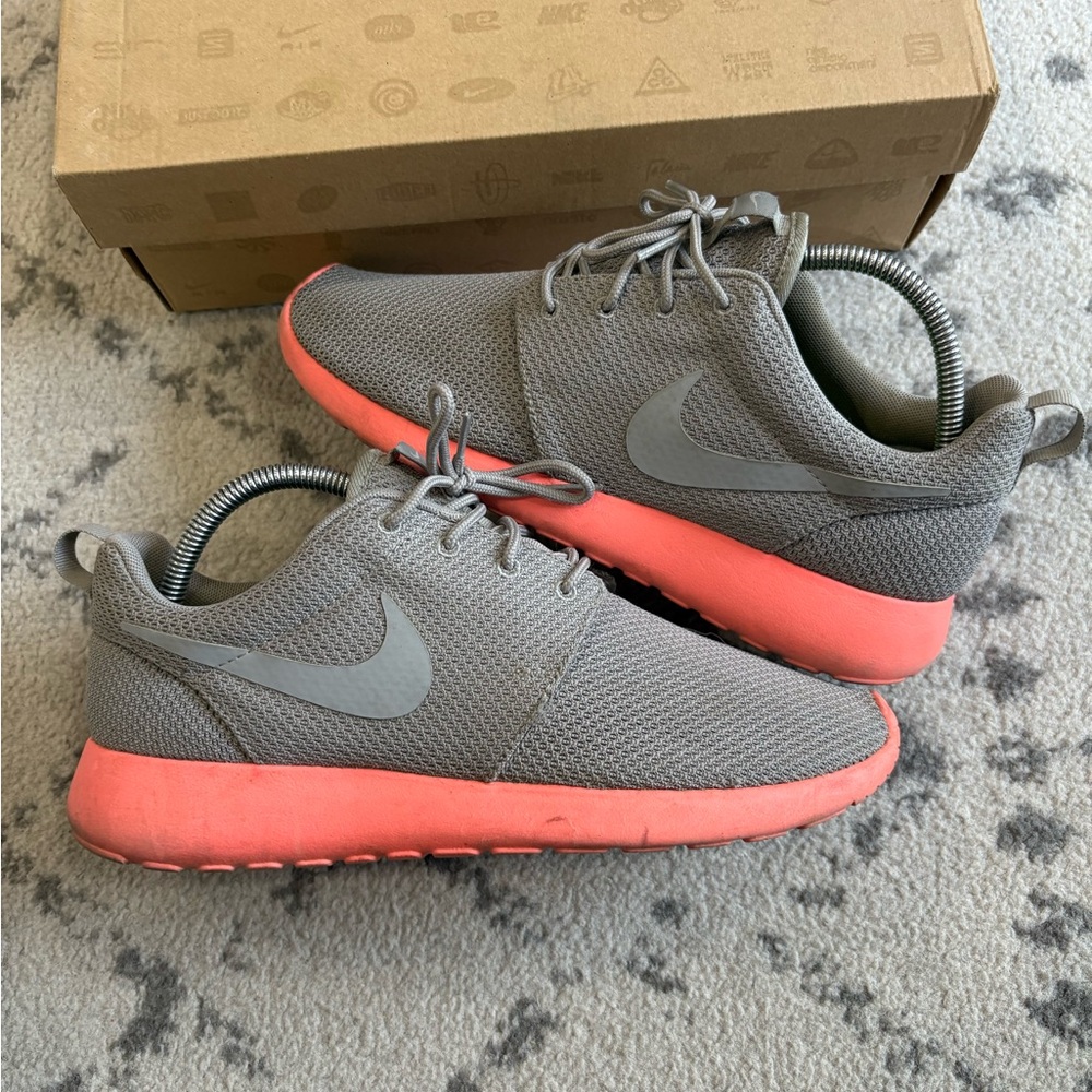 Nike Roshe Run Mango sneakers Pre-owned 511881-006